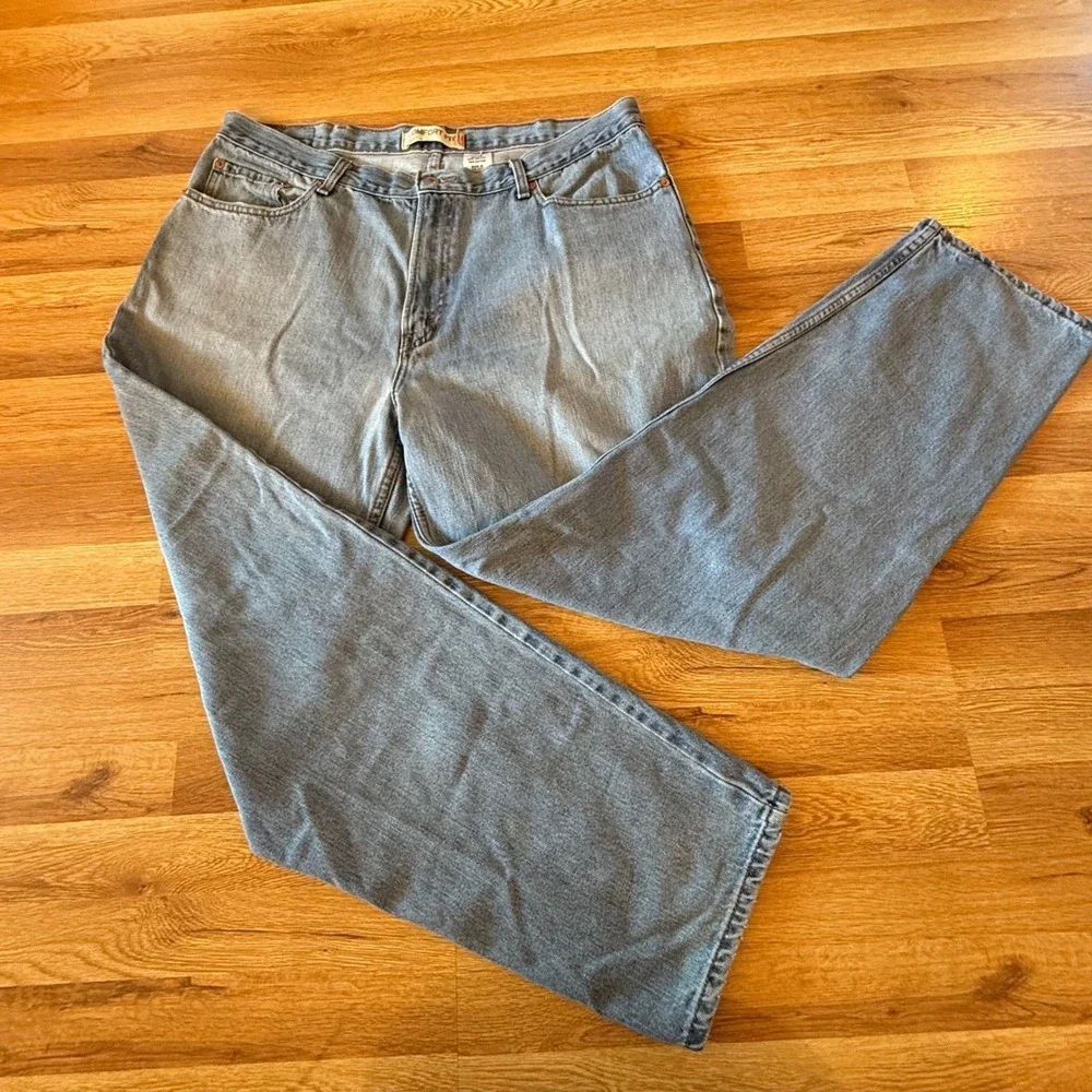 Levi's 560 Comfort Fit Jeans 40x34 Light Wash Vintage 100% Cotton Relaxed Taper‎